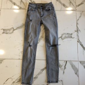 🌼3 for 40$🌼 high rise AE ripped Jeans